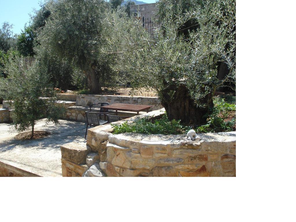 Ferienwohnung Athina Ecofarm Epidaurus Exterior foto